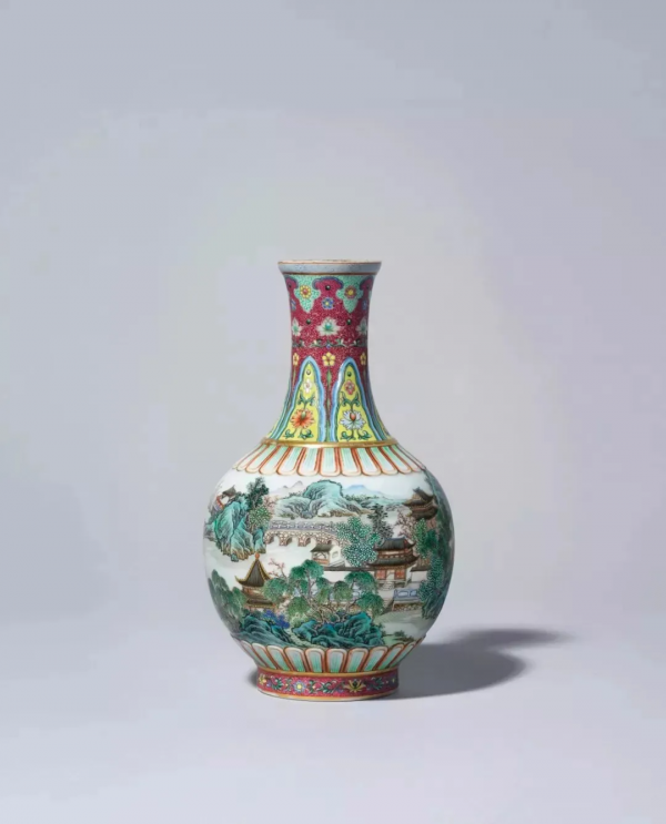 「北京天聚閣拍賣」大成之美——國之瓷母：清乾隆各種釉彩大瓶