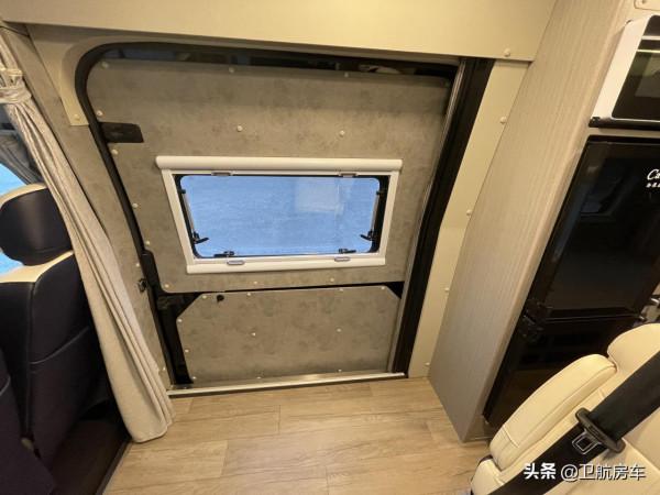 F590 五座商務款，無吧檯大空間