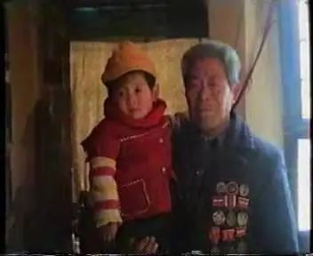 曬曬我家的幸福照丨長大後“我”就成了“你”