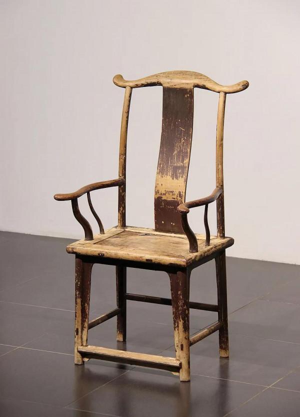 牛角式四出頭官帽椅，書櫃，條凳