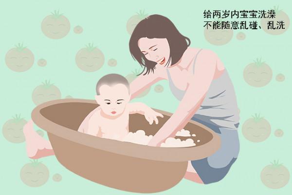 醫生:寶寶2歲前有3個部位,無論多髒也要忍著,不可隨意清洗 醫生:寶寶2歲前有3個部位,無論多髒也要忍著,不可隨意清洗