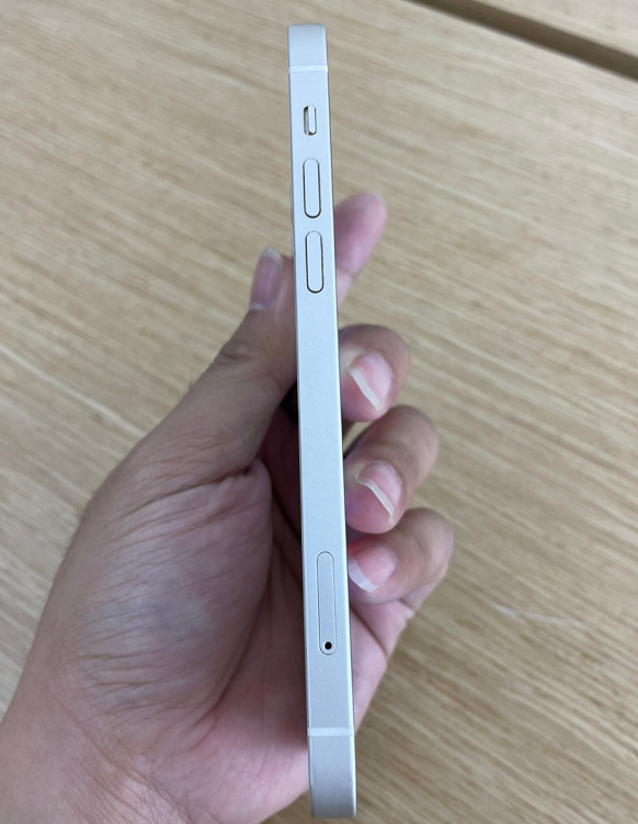 iPhone12 128GB只要4000出頭，現在買正是時候