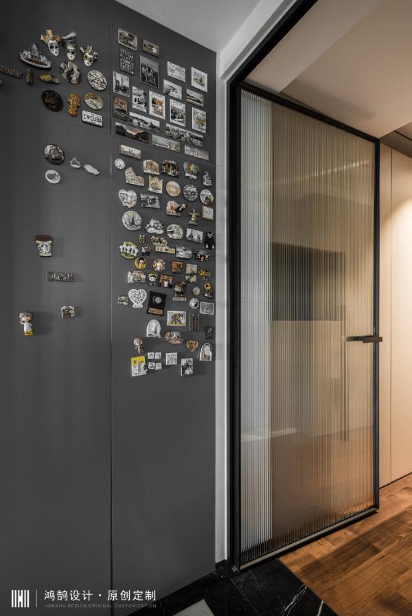 追光者 | 新與舊、黑與白、光與暗、打造平衡空間美學