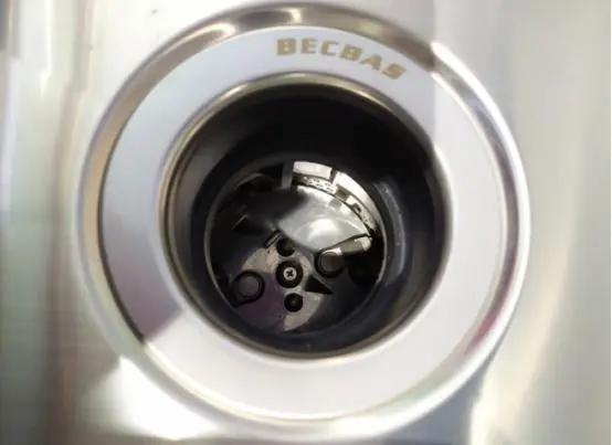 廚房裝修安裝垃圾處理器好不好?神器還是雞肋,關鍵要看需求點 廚房裝修安裝垃圾處理器好不好?神器還是雞肋,關鍵要看需求點