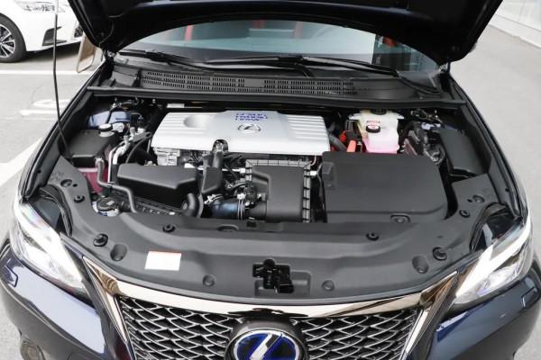 賓士B級對比雷克薩斯CT，如何選擇！