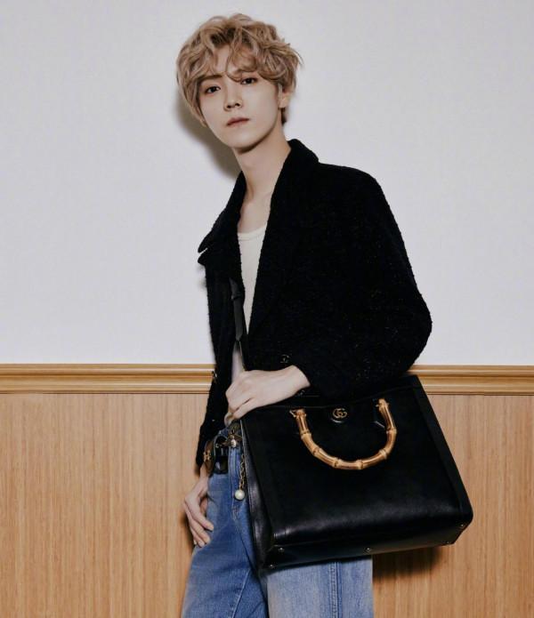 楊冪伸脖似鴕鳥,鹿晗關曉彤像老大爺,儀態差,顏值再高也白搭 楊冪伸脖似鴕鳥,鹿晗關曉彤像老大爺,儀態差,顏值再高也白搭