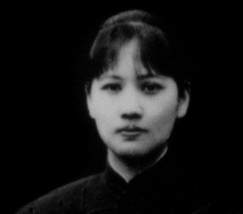 孫中山國葬細節：遺體再行防腐手術後，被換銅棺，宋慶齡數次大哭