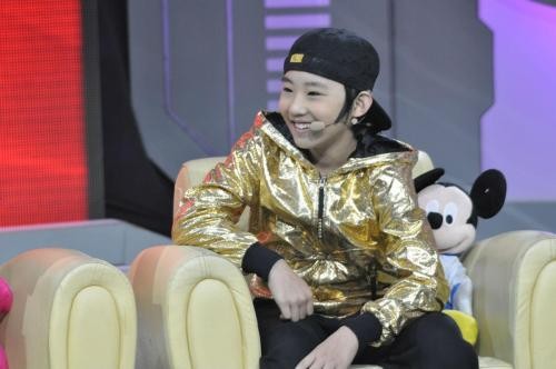 侯高俊傑：9歲搭檔周杰倫上春晚，為成名父母賣房，他現狀如何？