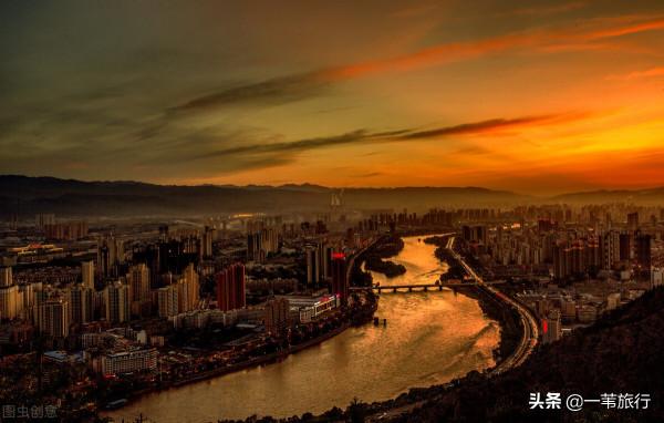 波及全國十省區，這次疫情中的遊客，行程之中究竟看的什麼風景？