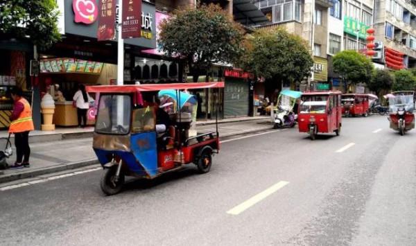 一個做了28年裝卸工的退伍老兵，憑什麼能受邀去國防部記者會？