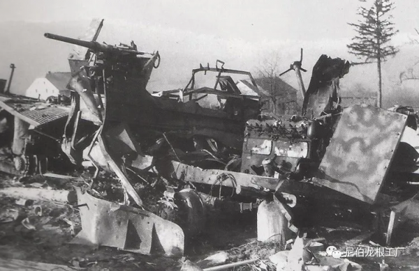 負重前行：二戰德國空軍的中型高射炮載車