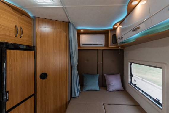 價格相當，鳳凰這兩款房車怎麼選？鳳凰上途T1VS鳳凰上途C1風尚版