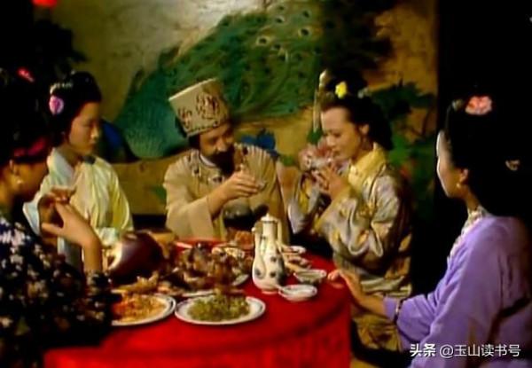 七個“不祥”籠罩著賈府的中秋節