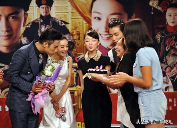 從“小黃鴨”到“時髦精”:周冬雨的10年鉅變,不靠整容靠什麼? 從“小黃鴨”到“時髦精”:周冬雨的10年鉅變,不靠整容靠什麼?