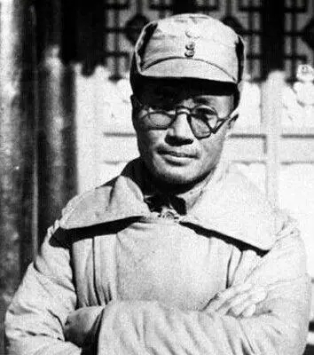 徐向前的軍政委，黃埔四期名將，讓國軍聞風喪膽的軍事家是誰？