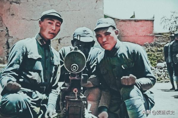 1937年，抗日戰爭時期陝西紅軍改編後的一些訓練照片