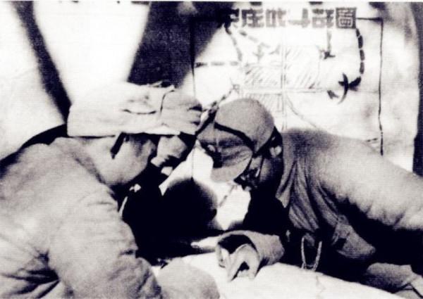 淮海戰役危急時刻，17歲副排長臨陣自薦：聽我指揮！後成軍區司令