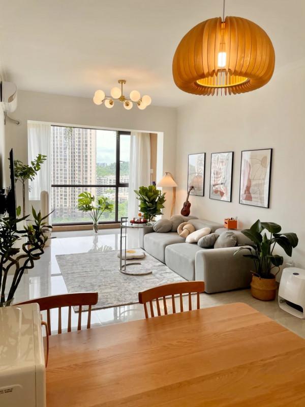 她家82平米,全屋不弔頂,簡潔又大方,背景牆只刷乳膠漆,真明智 她家82平米,全屋不弔頂,簡潔又大方,背景牆只刷乳膠漆,真明智