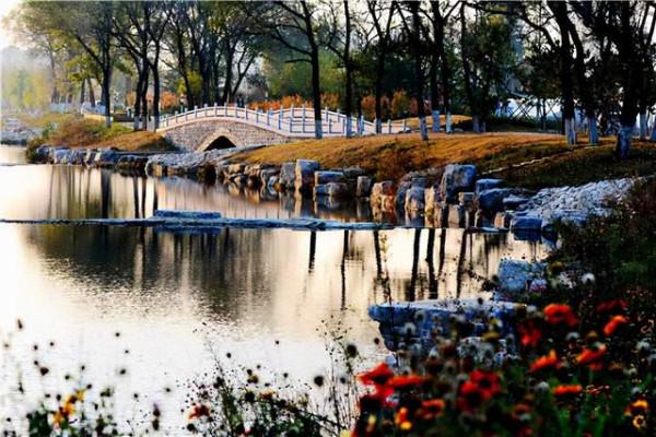 遠山溪流、古色建築、天然山貨……裡口山美得讓人心動