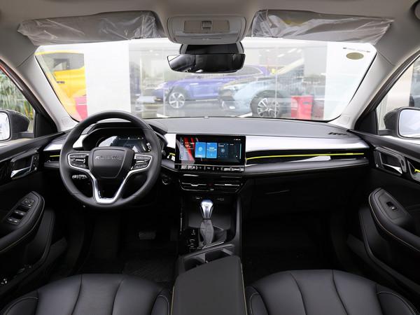 自家兄弟都很優秀 名爵MG5跟榮威i5怎麼選？