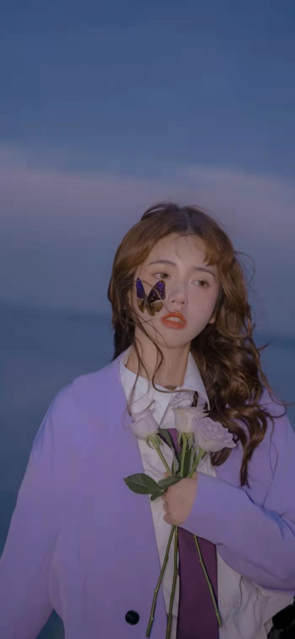 女孩,少碰愛情,多去旅行 女孩,少碰愛情,多去旅行