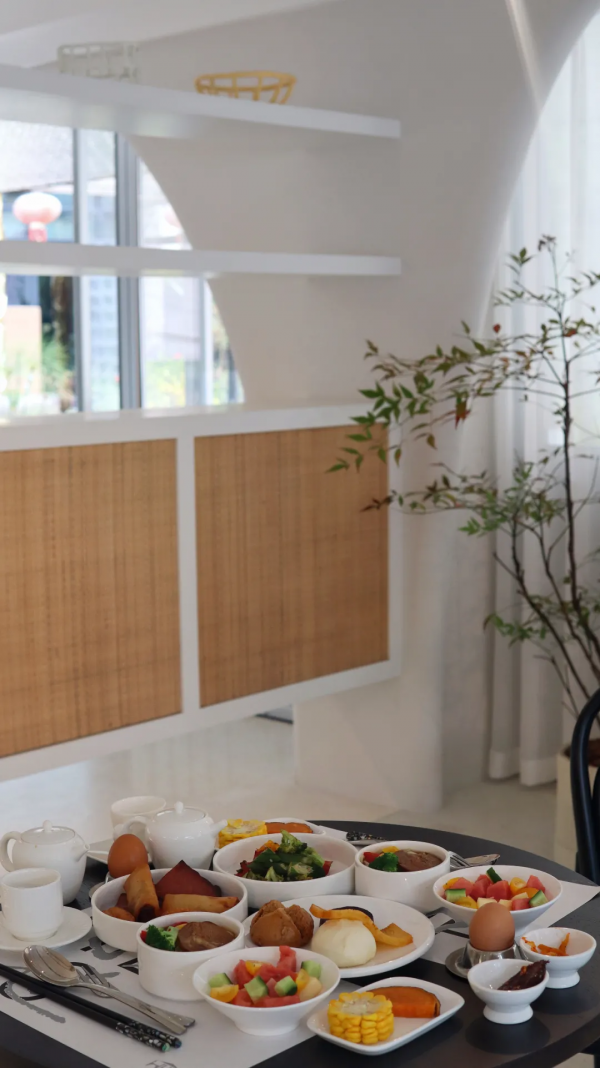 杭州民宿圈又一新作!270°落地玻璃躺看茶園,私享西湖邊避世秘境 杭州民宿圈又一新作!270°落地玻璃躺看茶園,私享西湖邊避世秘境