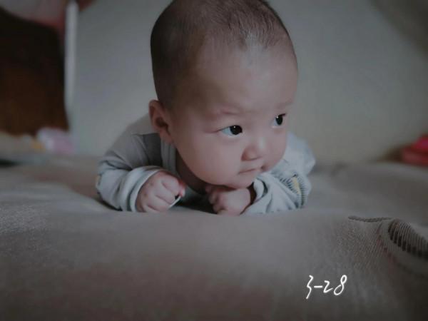 你好，我的小小男孩