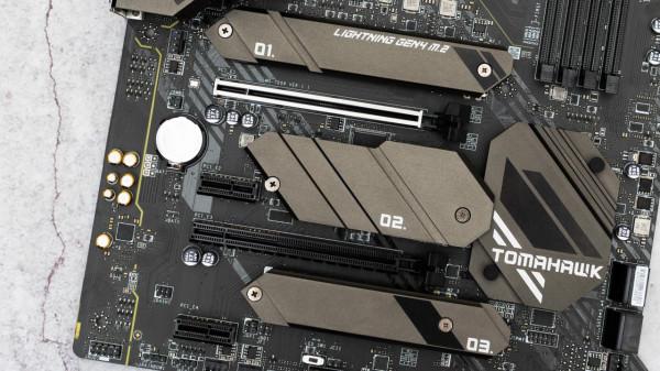 11代處理器高性價比座駕——微星Z590 TOMAHAWK WIFI主機板開箱 11代處理器高性價比座駕——微星Z590 TOMAHAWK WIFI主機板開箱