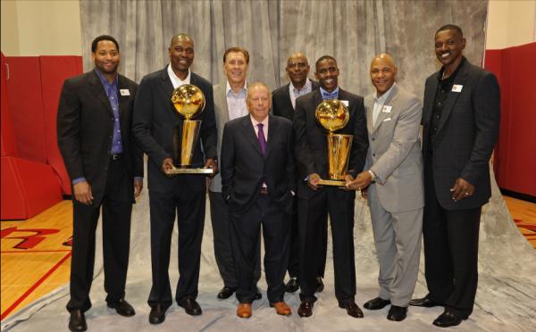 難遇良人!回顧姚明的NBA生涯裡,長期靠不住的內線搭檔 難遇良人!回顧姚明的NBA生涯裡,長期靠不住的內線搭檔