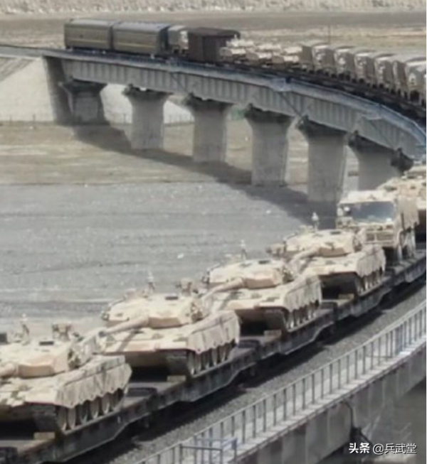 59D坦克打贏99A?朱日和對抗“五對輪”寶刀未老,仍是合成旅主力 59D坦克打贏99A?朱日和對抗“五對輪”寶刀未老,仍是合成旅主力