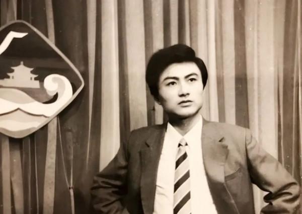 剛強：如果春妮不嫌棄我，我沒意見，這10對主持人的愛情故事感人