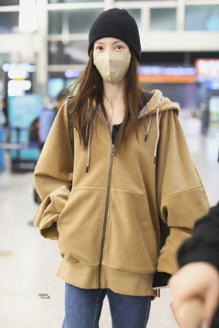 明星穿搭圖集——金晨