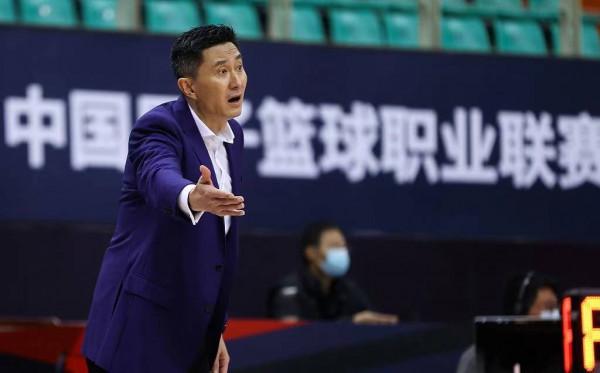 籃板少+失誤多！杜鋒賽後狠批年輕人，22歲小將自我反省太上進