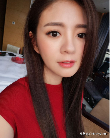 51歲李嘉欣P圖過度嚇壞網友！佘詩曼、安以軒等女星都曾中招