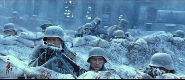 《長津湖》又現密集衝鋒的鏡頭,置“三三制”不顧,是導演太菜? 《長津湖》又現密集衝鋒的鏡頭,置“三三制”不顧,是導演太菜?