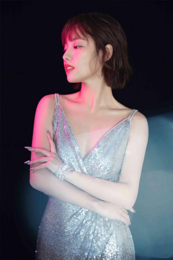 張嘉倪，一雙風情萬種的眼睛，美的勾人心魄