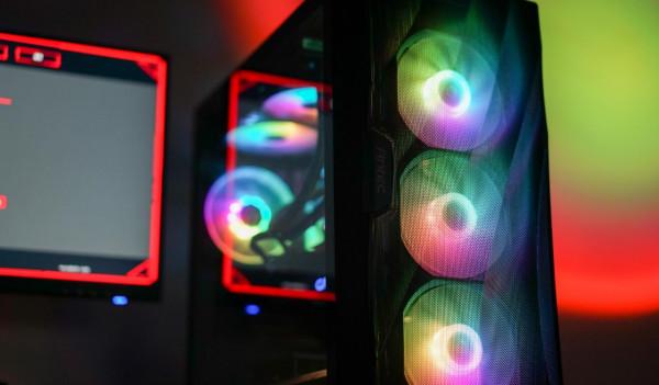 售價僅70，真國芯加持！愛國者aigo U330上手體驗