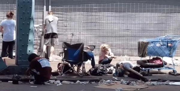 費城街頭行人為何如此美國究竟是怎麼了