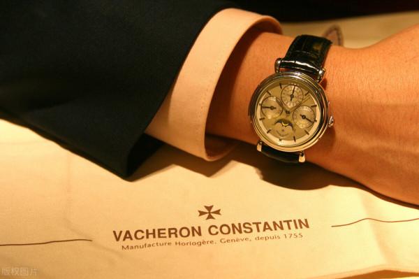 手錶品牌檔次排行榜！勞力士只是2檔，你的表在哪一檔？