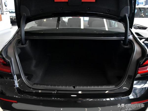 加長更加豪華,三廂行政級豪華價效比轎車,帶你看寶馬5系 加長更加豪華,三廂行政級豪華價效比轎車,帶你看寶馬5系