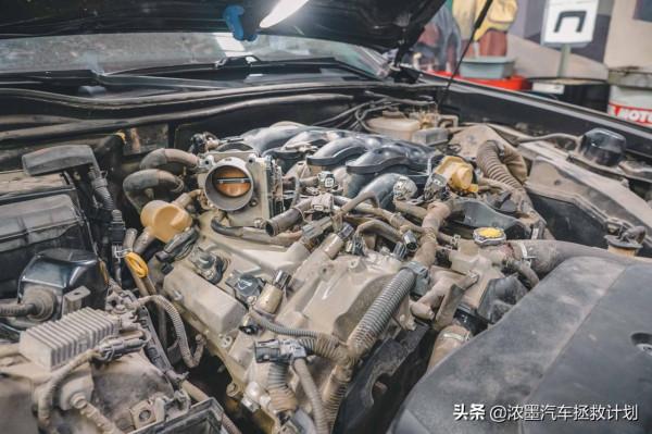 「奇怪の風」修復一臺行駛異響漏風的豐田皇冠，守護經典再次動人