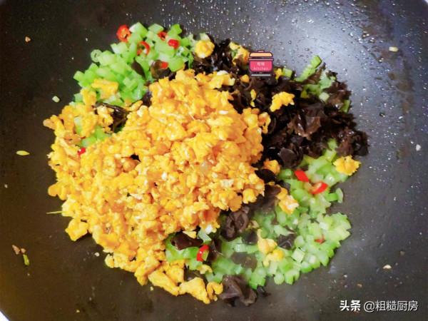 冬天,這3種食材一起炒,比大魚大肉還下飯,鮮香爽脆,簡單美味 冬天,這3種食材一起炒,比大魚大肉還下飯,鮮香爽脆,簡單美味