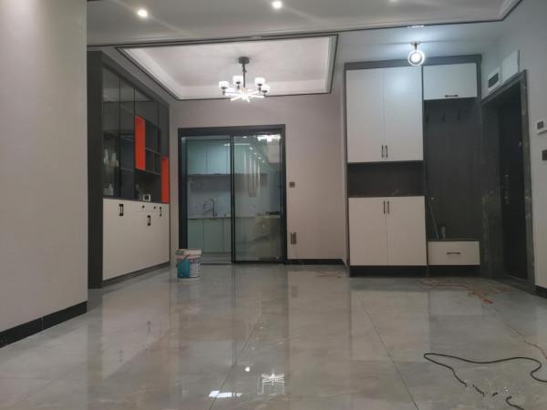 裝了半年多了，硬裝終於結束了，踩了許多坑，真的不容易啊