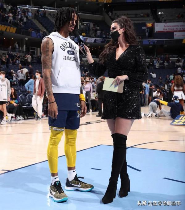 著裝得體且時尚感十足:灰熊的這位現場女記者讓人眼前一亮 著裝得體且時尚感十足:灰熊的這位現場女記者讓人眼前一亮