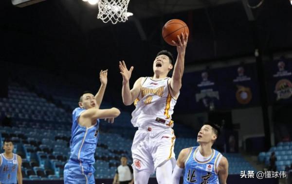 首鋼輸球，劉曉宇主動攬責！林書豪得分最高仍被質疑，隊友力挺