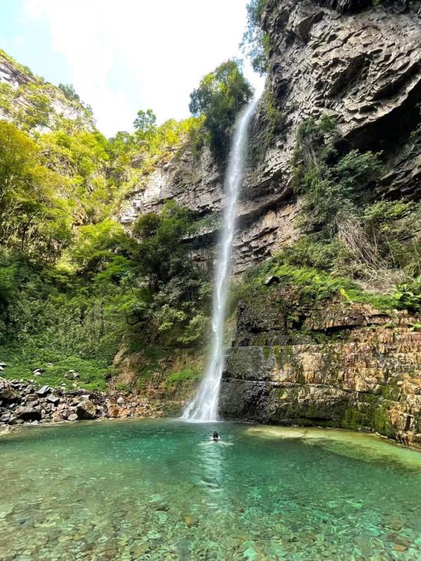 我走進了貴州大山深處的布依族村落,這裡藏著治癒系的秘境寶藏 我走進了貴州大山深處的布依族村落,這裡藏著治癒系的秘境寶藏