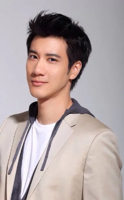 明星塌房致影視歌作品下架！你知道它們誰的碟片賣的最火嗎？