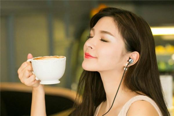 新年伊始，明星們會如何書寫自己的&OpenCurlyDoubleQuote;年終總結&rdquo;？