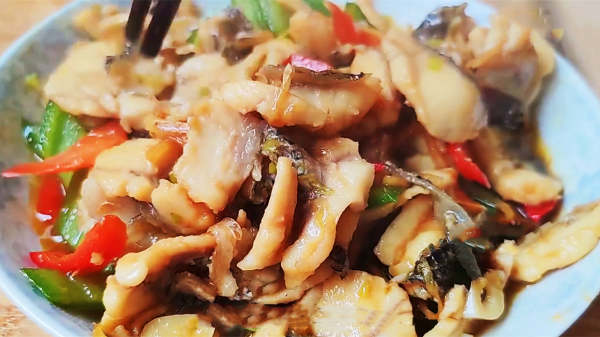 冬季這7種魚最鮮美，做法簡單好吃，小孩常吃聰明，大人常吃滋補