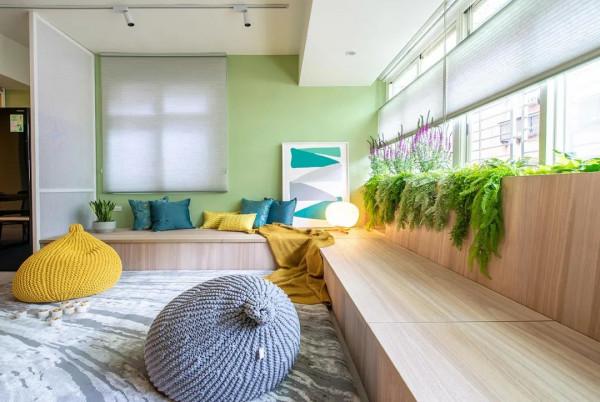 100㎡裝修不走尋常路，卡座取代沙發，主臥直接裝地臺太實用了